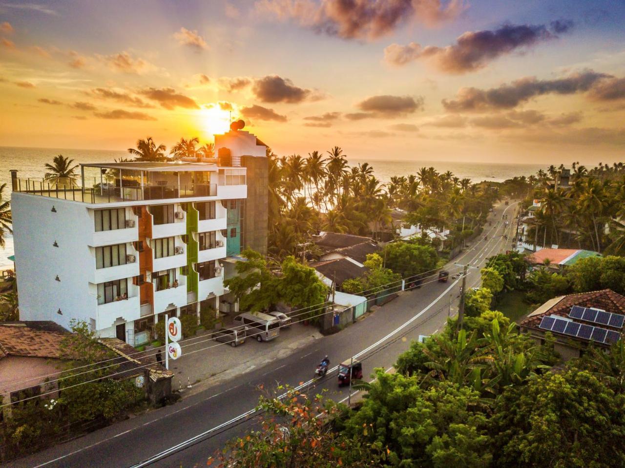 Hotel J Ambalangoda Ambalangoda  Eksteriør billede